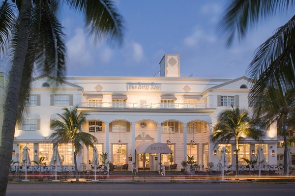 Betsy Hotell Miami