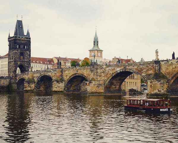 Karlsbron i Prag