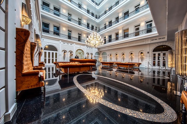 Prestige Hotell